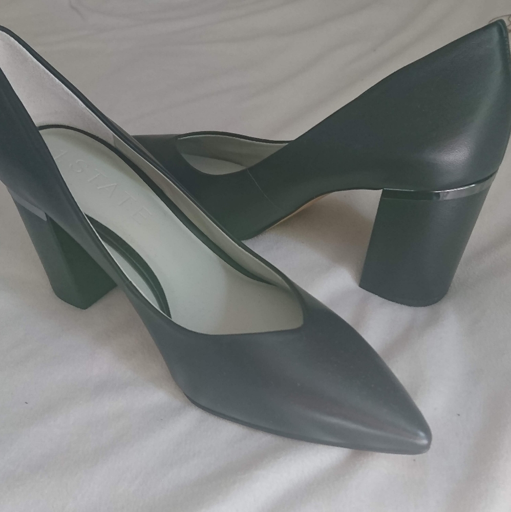 Leather Pumps w/Chunky Heel